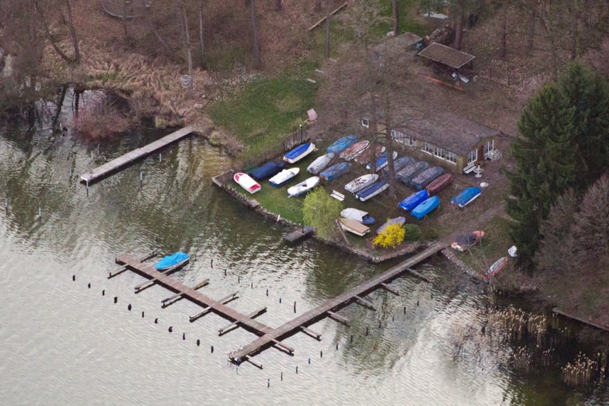 Scharmützelsee_blaueBoote.jpg