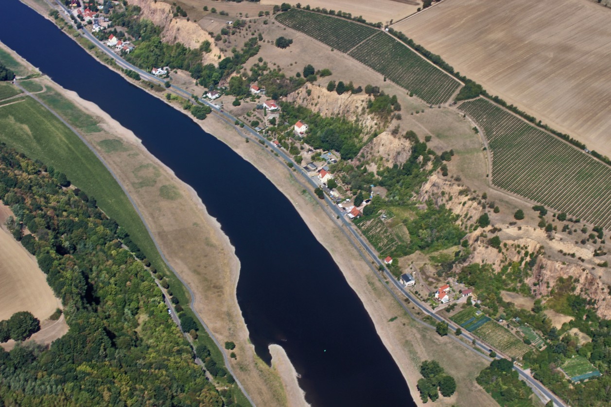 Elbe_ Meißen_Rottewitz.jpg