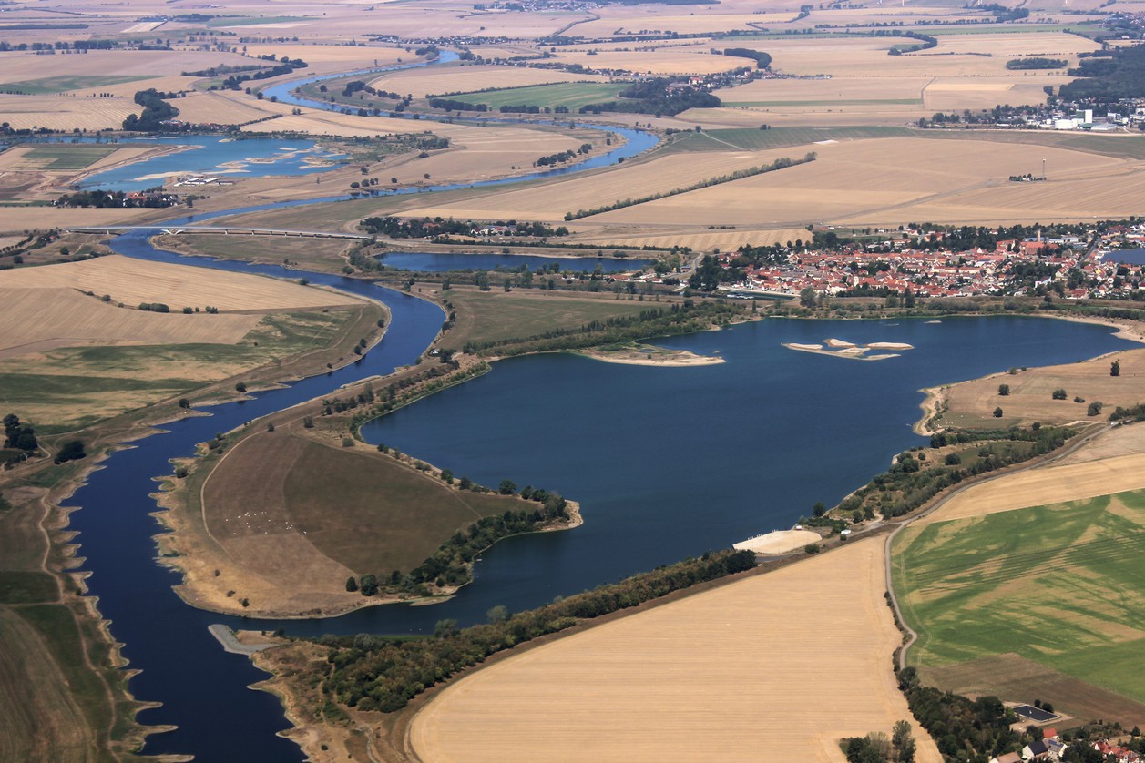Elbe_9_f.jpg