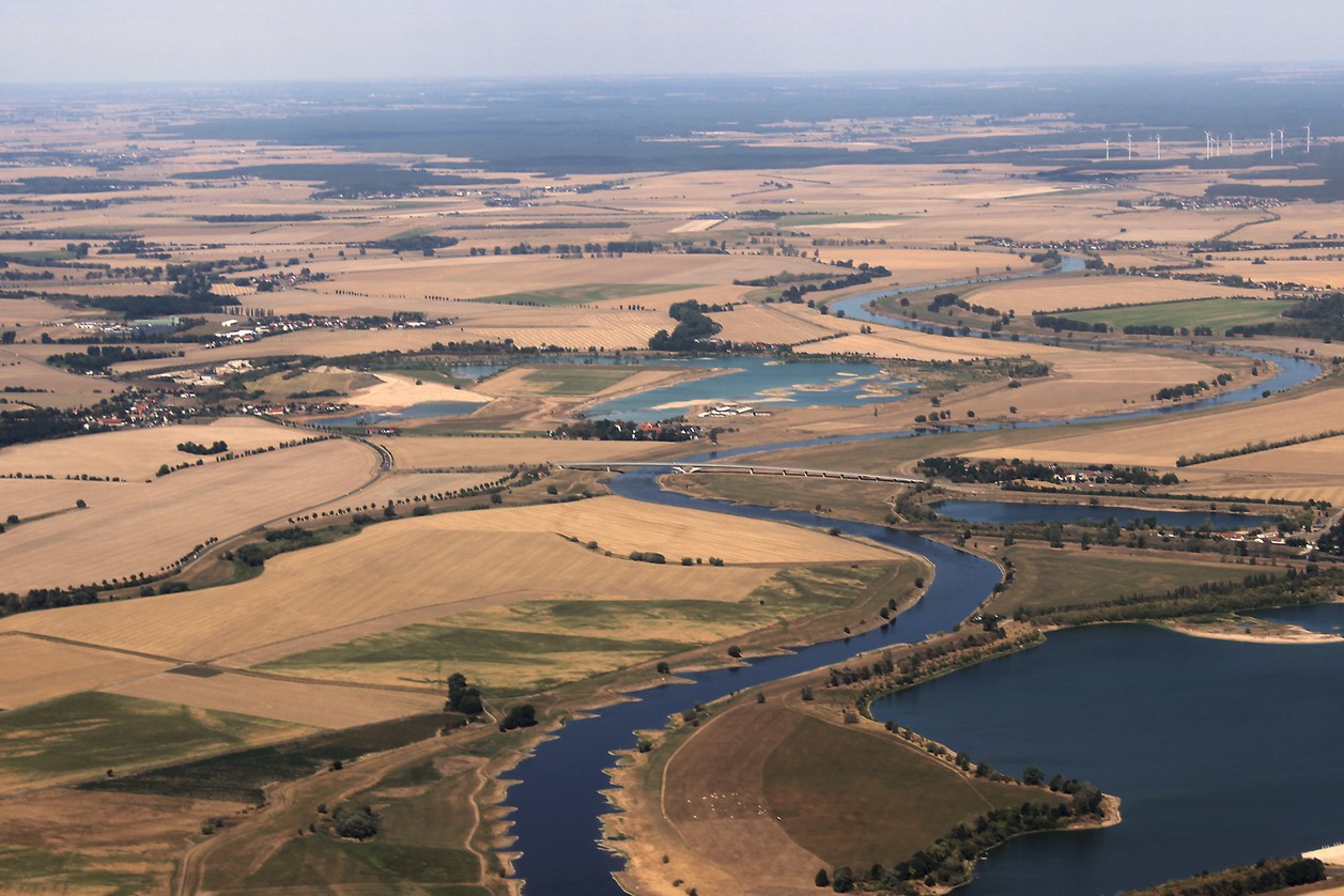 Elbe_9_h.jpg