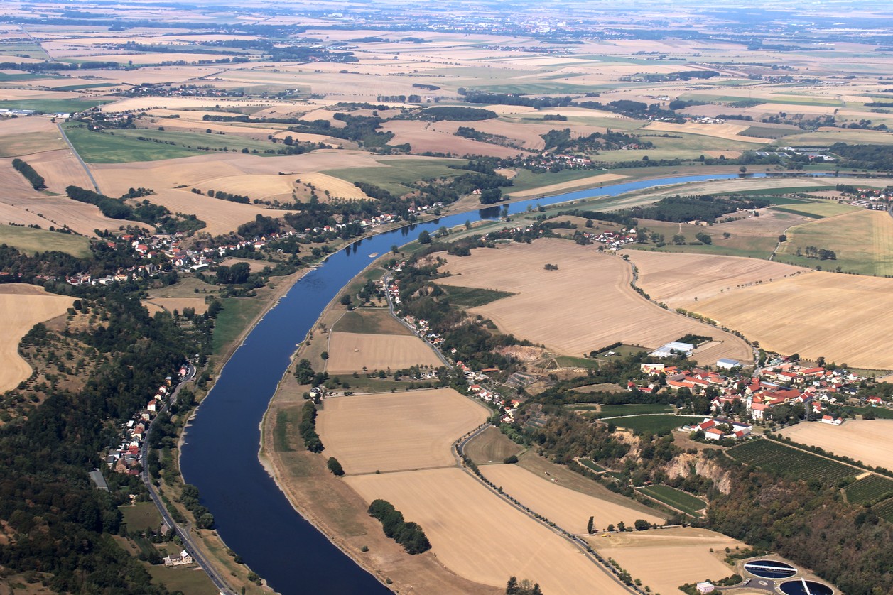 Elbe_9_u.jpg