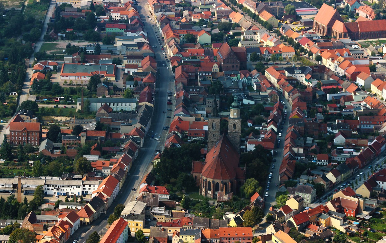 Jüterbog_Nikolaikirche_3.jpg